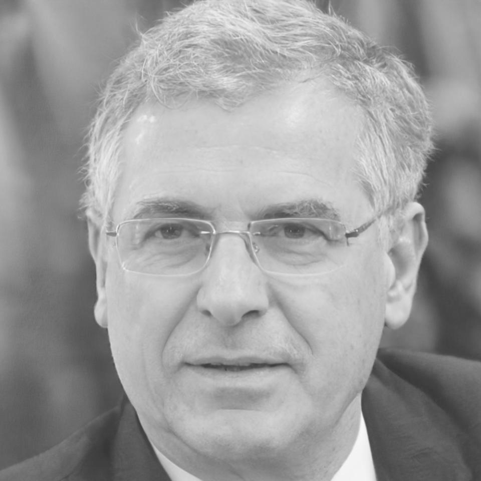 Financial Strategy Expert